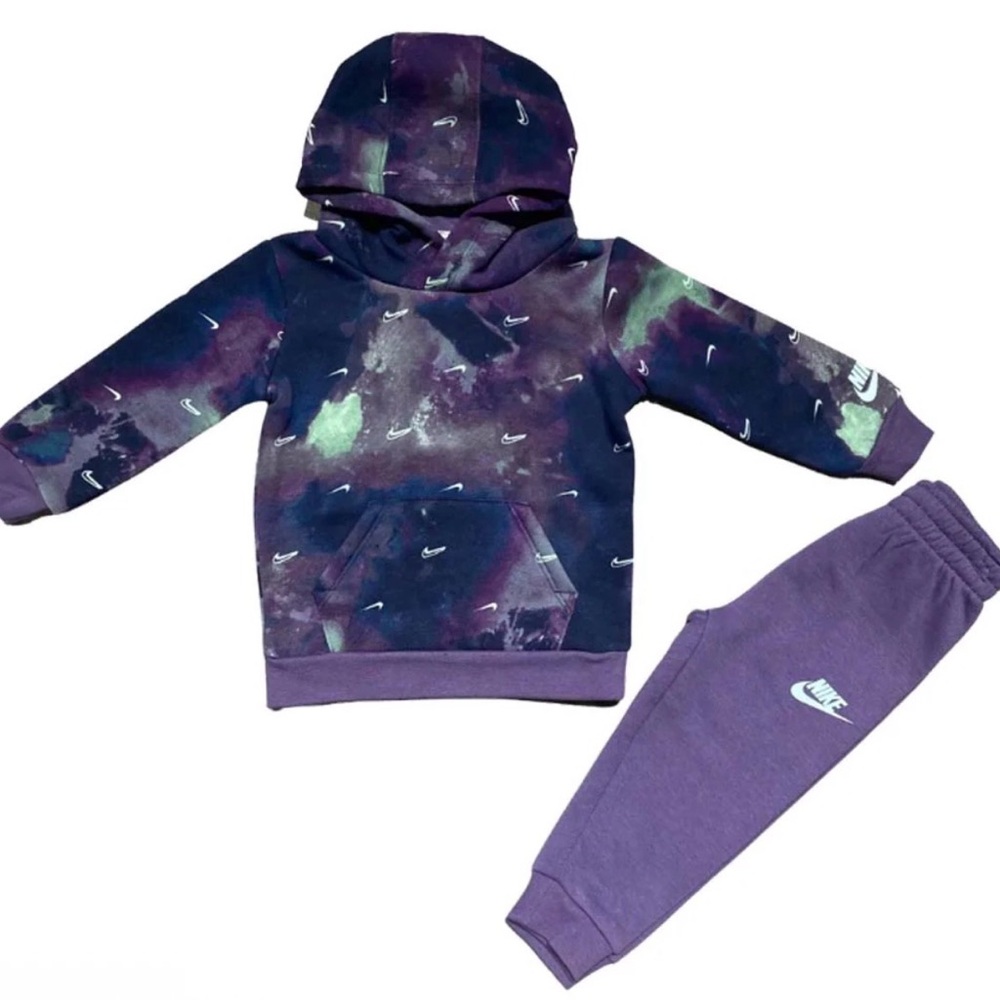 Nike toddler sets